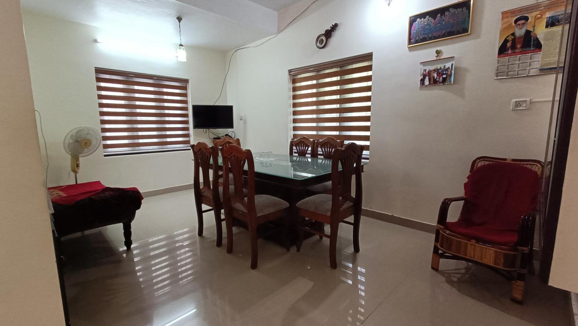 Mom'S Villa Nedumbassery Extérieur photo